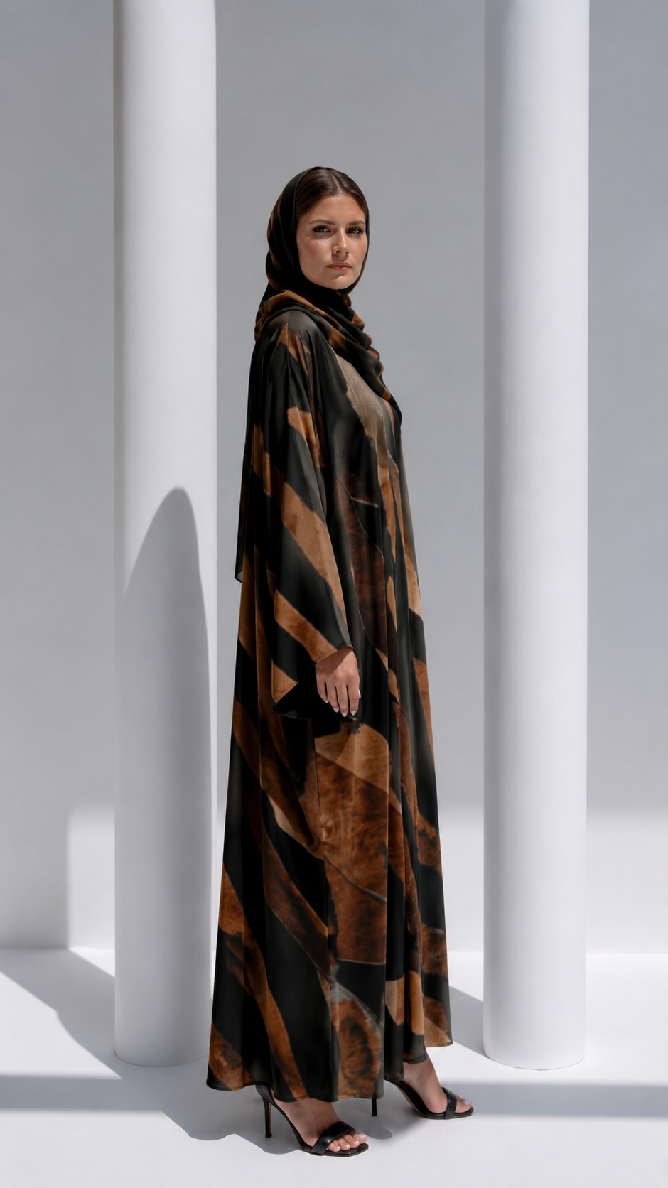 The Amber Stroke Abaya