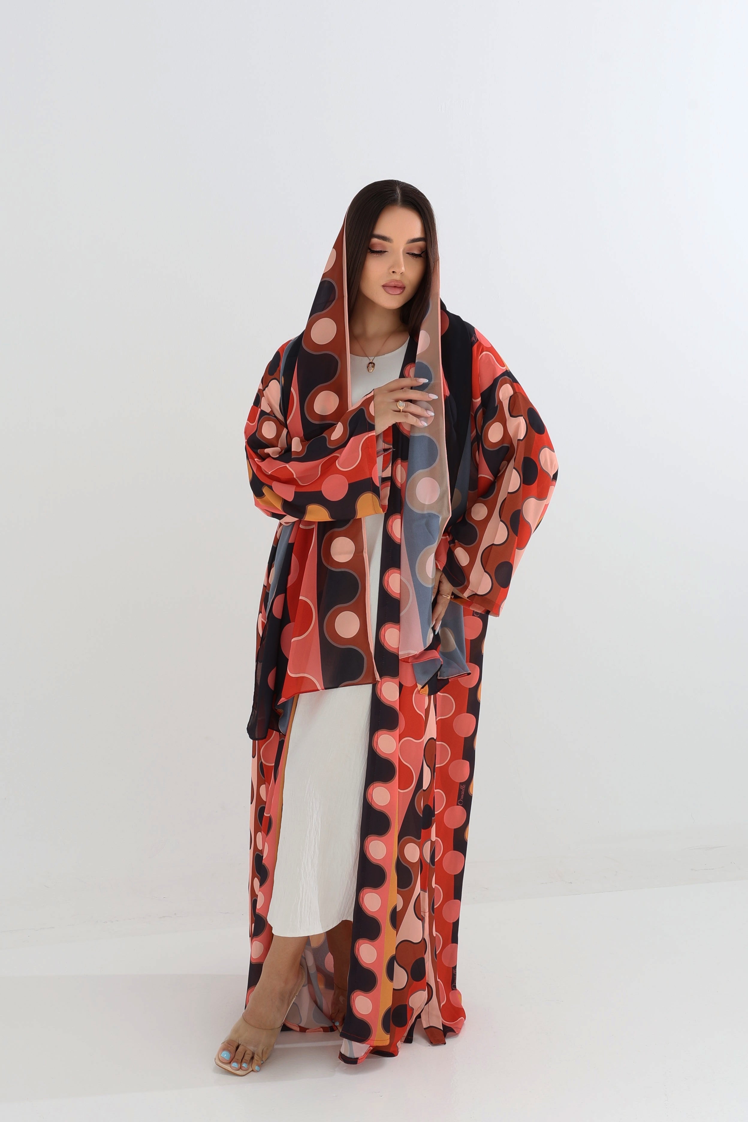 Retro Polka Wave Abaya with Scarf